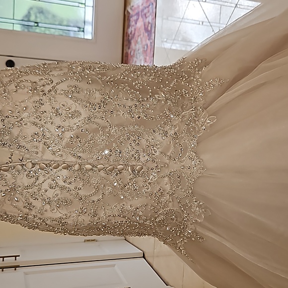 Bijou Bridal Mermaid Swarovski Crystal Pearl Wedding Dress Size 4  